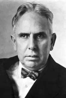 Theodore Dreiser como: Gas-House Gleasen