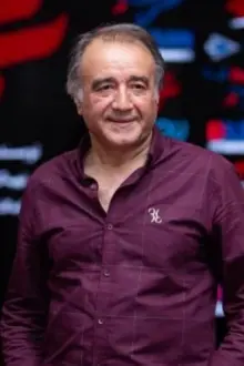 Habib Esmaili como: 