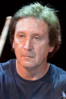 Kenney Jones como: Performer