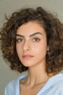 Jiana Awwad como: Undercover cop