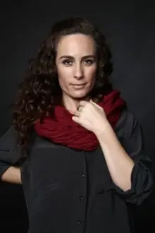 Katerina D'Onofrio como: Luciana