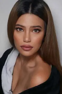 Denise Laurel como: Emerald Fortalejo