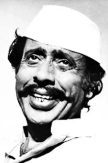 Nilu Phule como: Mohan 'Dadhu' Rao