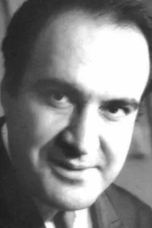 José Gálvez como: Julio Gálvez Sr.