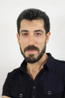 Murat Seviş como: 