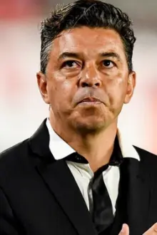 Marcelo Gallardo como: 