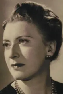 Yvonne Rozille como: Aunt Anna