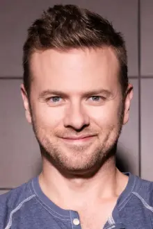 Matt Muenster como: Self - Host