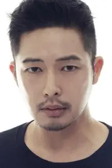 Song Dong-hwan como: Ryu Myeong Se