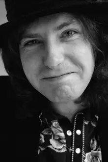 Frankie Miller como: Jake McQuillen