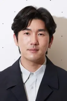 Lee Han-ju como: Jun-seul