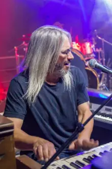 Jeff Chimenti como: 