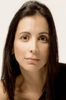 Rebeca Aleman como: Isabella