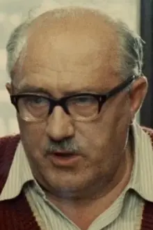 Jan Vostrčil como: Petr's father