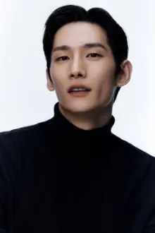 Park Hyeong-seop como: Do Yoon