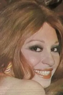 Samia Shokri como: مدام أزهار