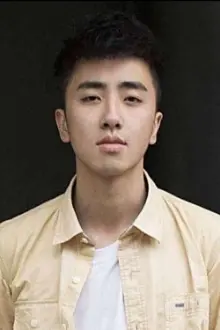 Zhou Yibo como: Xu Zhengxi / 徐正熙