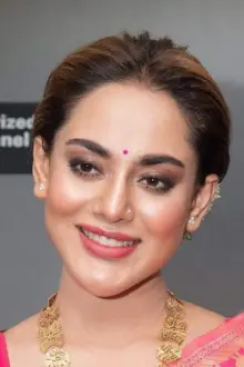 Tama Mirza como: Pakhi