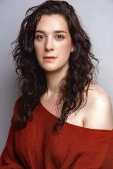 Dana Aliya Levinson como: Shira Rose Loewenstein