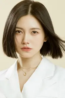 Qiao Yaona como: Hong Yin