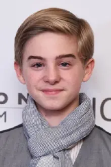 David Schallipp como: Timothy (10 yrs)