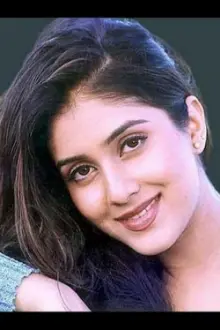Keerthi Reddy como: Sandhya