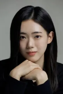 Kim Ji-woo como: Ha Yoo-kyeong