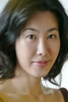 Joo Yoo-Rang como: Kim Soo-jin