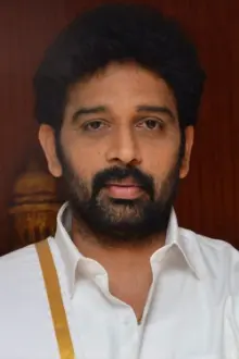 J. D. Chakravarthi como: Arun Kumar Shetty