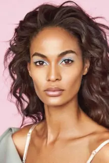 Joan Smalls como: 