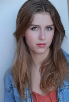 Claire Schulze como: Becky