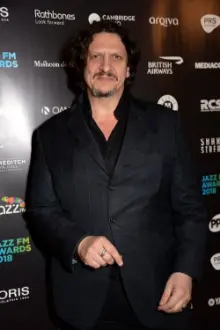 Jay Rayner como: 