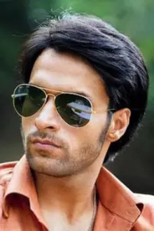 Shaleen Malhotra como: A.C.P. Arjun Suryakant Rawte