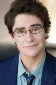 Jared Hillman como: Micah Crenowitz