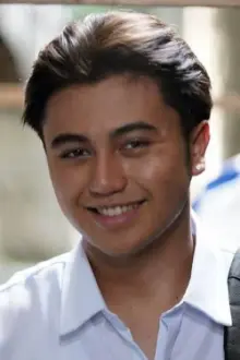 Itan Magnaye como: Marcus (as Itan Rosales)