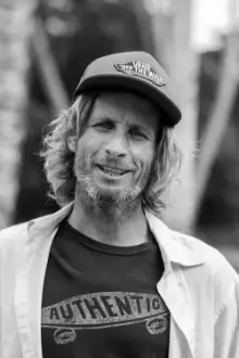 Joel Tudor como: 