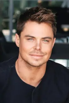 Bobby van Jaarsveld como: Presenter