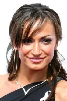 Karina Smirnoff como: 