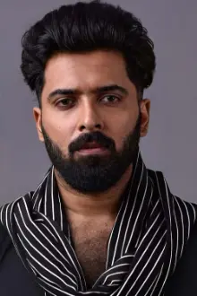 Akhil Prabhakar como: 