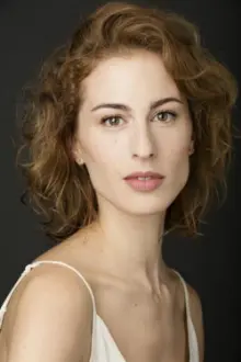 Lara Grube como: Concha Perezagua
