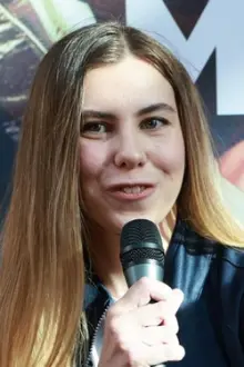 Emma Dolan como: 