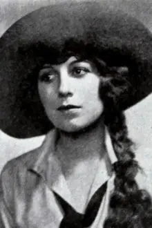 Lola Todd como: Mary Crawford