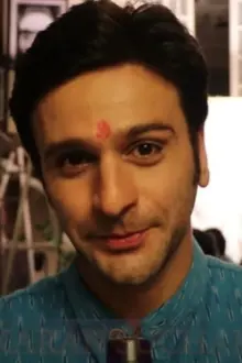 Karan Suchak como: Lakshman