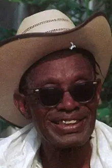 Lightnin' Hopkins como: Ele mesmo