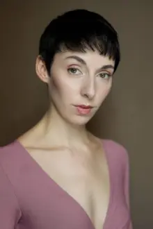 Geneviève Lowe como: Woman