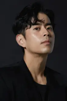 Ahn Jae-eok como: Ahn Jae Eok