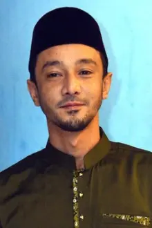 Qi Razali como: Mat Isa