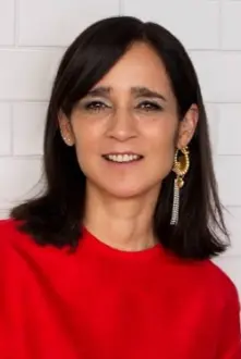 Julieta Venegas como: Self - Host