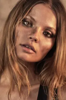 Magdalena Frackowiak como: 