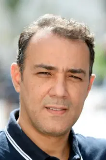 Khaled Houissa como: Khara